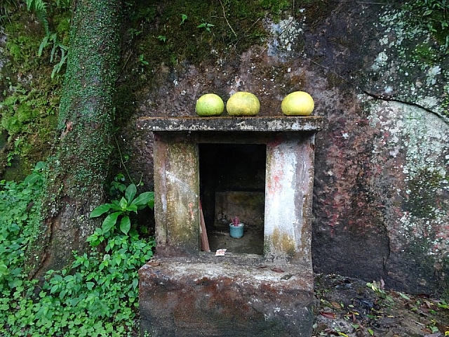 石棚小廟(土地公)