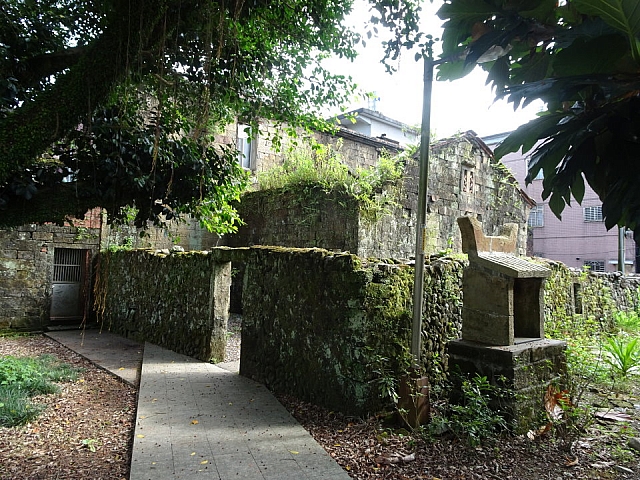 雙溪周家古厝石砌古廟