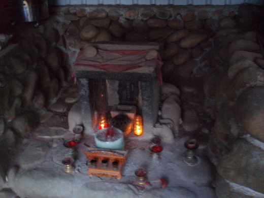 燒炭窩古道康榔土地公