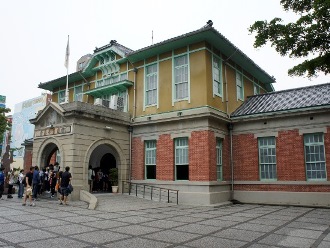 虎尾郡役所(布袋戲館)